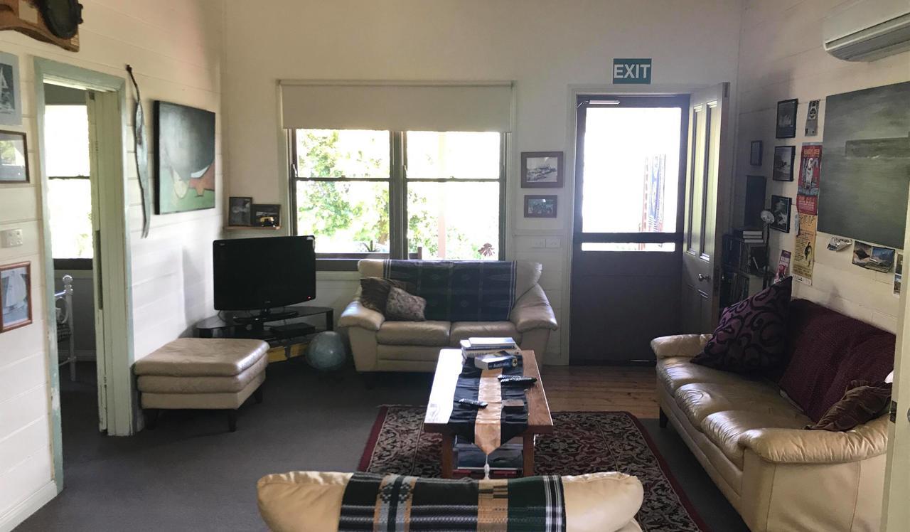 Port Campbell Guesthouse & Flash Packers Экстерьер фото