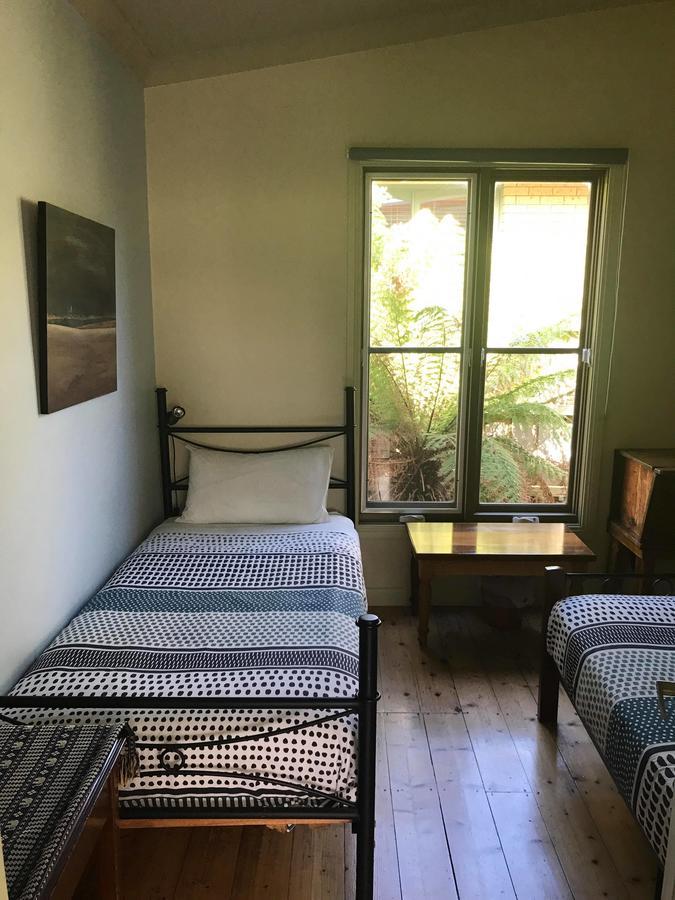 Port Campbell Guesthouse & Flash Packers Экстерьер фото